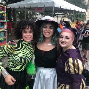 Meet your Posher, Nicole